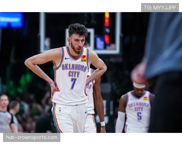 霍姆格伦17分15篮板4助攻3盖帽 雷霆内线防守构筑取胜基础