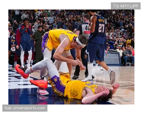 里夫斯32分7篮板6助攻，争议罚球助湖人加时险胜掘金